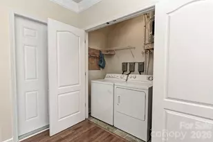 2064 Ayrsley Town Blvd, Charlotte, NC 28273 - Photo 19