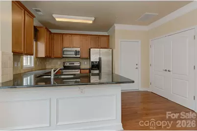 2064 Ayrsley Town Boulevard, Charlotte, NC 28273 - Photo 17