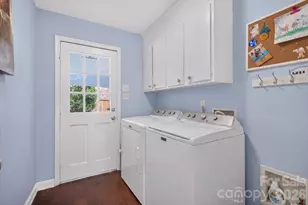 4124 Bridgewood Ln, Charlotte, NC 28226 - Photo 27