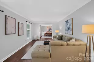 4124 Bridgewood Ln, Charlotte, NC 28226 - Photo 9