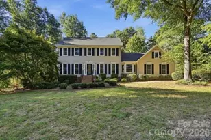 1677 Double Oaks Rd, Fort Mill, SC 29715 - Photo 3