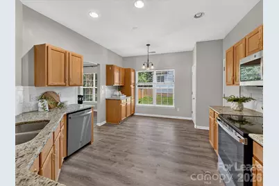 18418 Torrence Chapel Estates Circle, Cornelius, NC 28031 - Photo 5