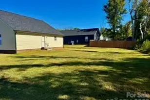 1305 Crawford Rd, Rock Hill, SC 29730 - Photo 11