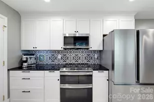 12001 Antebellum Dr, Charlotte, NC 28273 - Photo 13