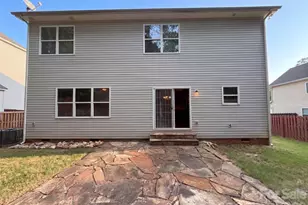 330 Windy Pine Dr, Lake Wylie, SC 29710 - Photo 5