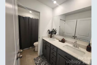 311 Bezelle Avenue, York, SC 29745 - Photo 17