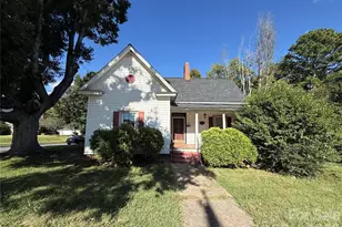 261 W Iredell Ave, Mooresville, NC 28115 - Photo 5