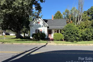 261 W Iredell Ave, Mooresville, NC 28115 - Photo 7