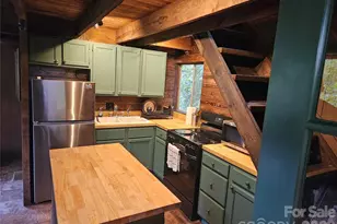 42 Mountain Farm Rd, Burnsville, NC 28714 - Photo 3