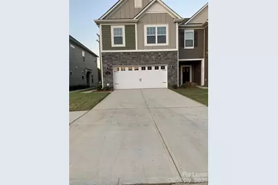 6049 Rizer Drive, Charlotte, NC 28269 - Photo 1