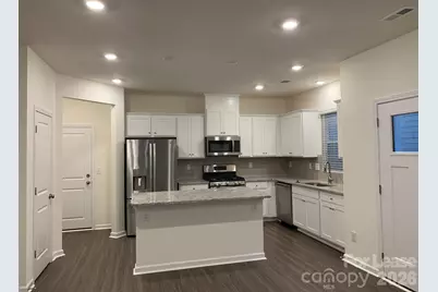 6049 Rizer Drive, Charlotte, NC 28269 - Photo 17