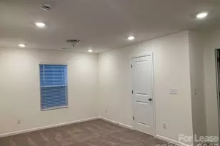 6049 Rizer Dr, Charlotte, NC 28269 - Photo 21