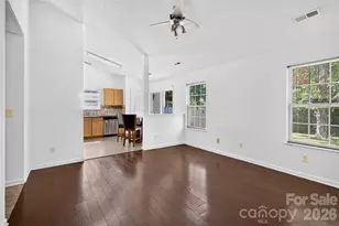5327 Fernhill Dr, Charlotte, NC 28217 - Photo 5