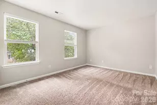3229 Kayla Ln, Charlotte, NC 28215 - Photo 17