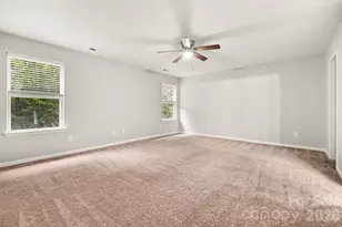 3229 Kayla Ln, Charlotte, NC 28215 - Photo 15