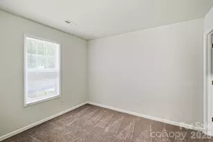 9306 Tiger Lily Ln, Charlotte, NC 28215 - Photo 19