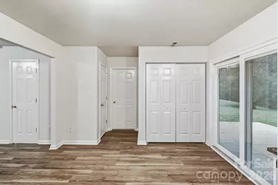 9306 Tiger Lily Lane, Charlotte, NC 28215 - Photo 15