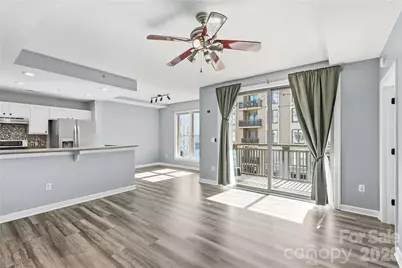 718 W Trade Street, Charlotte, NC 28202 - Photo 5