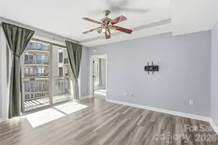 718 W Trade St, Charlotte, NC 28202 - Photo 7
