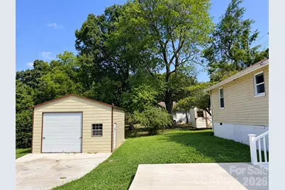 514 S Chapel Street, Landis, NC 28088 - Photo 3