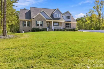 418 Kingsburry Road, Clover, SC 29710 - Photo 3