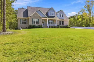 418 Kingsburry Rd, Clover, SC 29710 - Photo 3