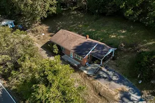 10730 US 19W Hwy, Burnsville, NC 28714 - Photo 3