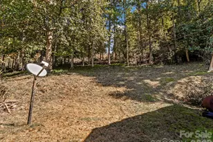 10730 US 19W Hwy, Burnsville, NC 28714 - Photo 19