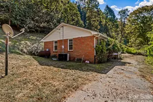 10730 US 19W Hwy, Burnsville, NC 28714 - Photo 21