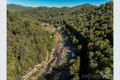 10730 US 19W Highway, Burnsville, NC 28714 - Photo 5
