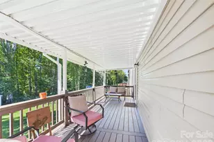 1358 26th Ave NE, Hickory, NC 28601 - Photo 17