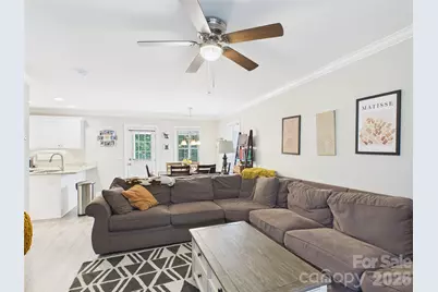 1358 26th Avenue NE, Hickory, NC 28601 - Photo 7