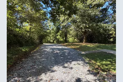1034 Hidden View Loop, Marion, NC 28752 - Photo 31