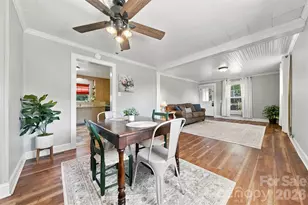 4021 Sulphur Springs Rd NE, Hickory, NC 28601 - Photo 5