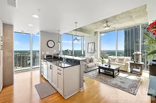 210 N Church St, Charlotte, NC 28202 - Photo 13