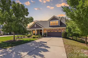 2213 Lincolnshire Ln, Waxhaw, NC 28173 - Photo 1