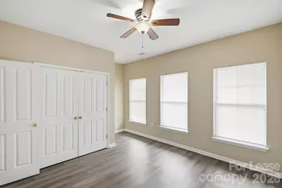 614 E 9th Street, Charlotte, NC 28202 - Photo 33