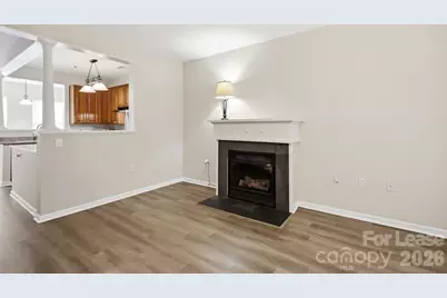 614 E 9th Street, Charlotte, NC 28202 - Photo 9