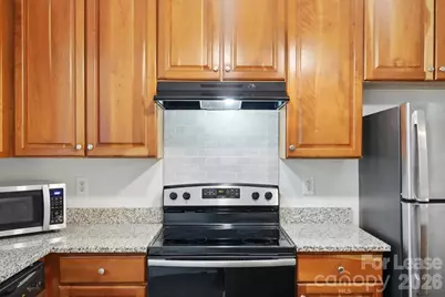 614 E 9th Street, Charlotte, NC 28202 - Photo 19