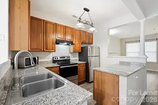 614 E 9th St, Charlotte, NC 28202 - Photo 17