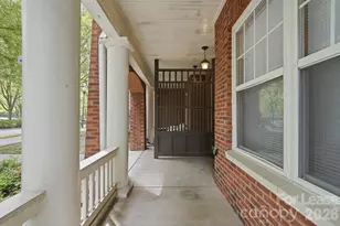 614 E 9th St, Charlotte, NC 28202 - Photo 7