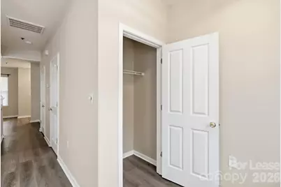 614 E 9th Street, Charlotte, NC 28202 - Photo 27