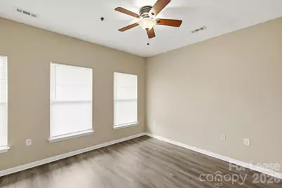 614 E 9th Street, Charlotte, NC 28202 - Photo 31
