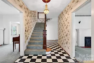 606 Rutherford Rd, Marion, NC 28752 - Photo 7
