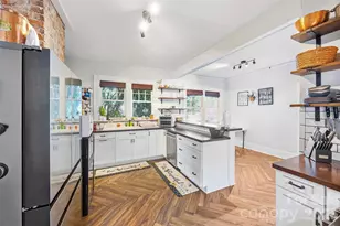 407 S South St, Gastonia, NC 28052 - Photo 13