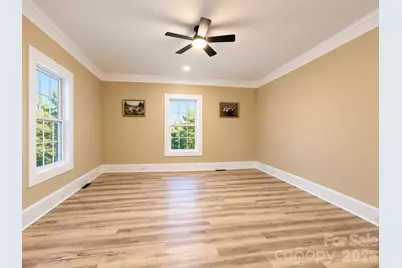 303 N Rose Avenue, Kannapolis, NC 28083 - Photo 9