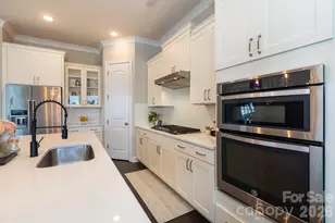 9104 Gladden Hill Ln, Pineville, NC 28134 - Photo 11