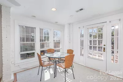 320 E Worthington Avenue, Charlotte, NC 28203 - Photo 5