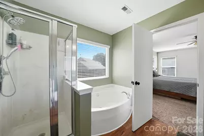 2729 Markham Woods Court, Charlotte, NC 28214 - Photo 17