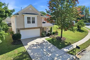 2729 Markham Woods Ct, Charlotte, NC 28214 - Photo 31